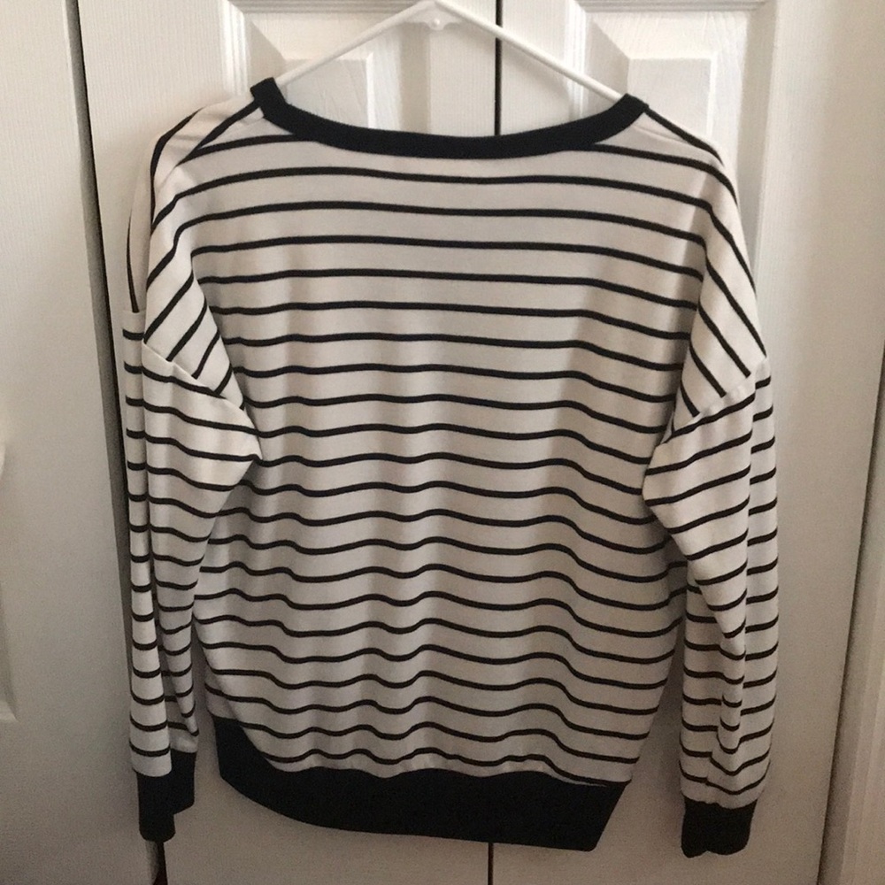 Sweater - Picture 2 of 3